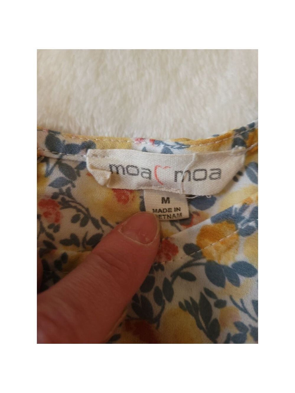 Women's moa moa Floral Blouse Size M Yellow Blue - Picture 4 of 8